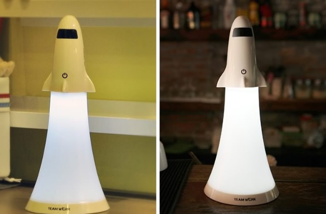 Shuttle : la lampe de bureau pour les astronautes du futur